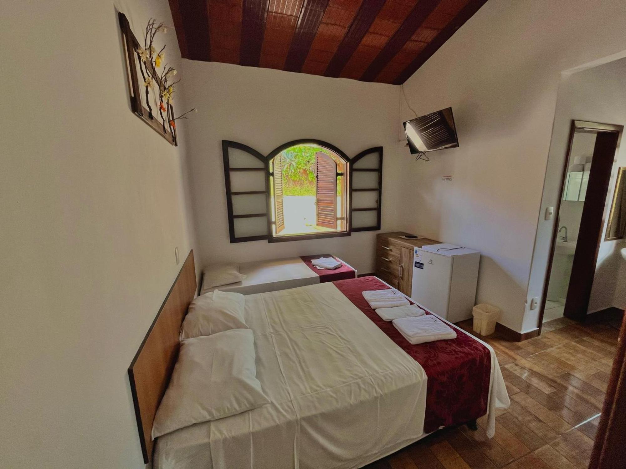 Pousada Pe Da Serra Lindoia Ngoại thất bức ảnh